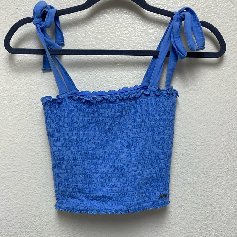 Hollister Blue Sleeveless Smock Crop Top With Tie Straps Junior’s Medium